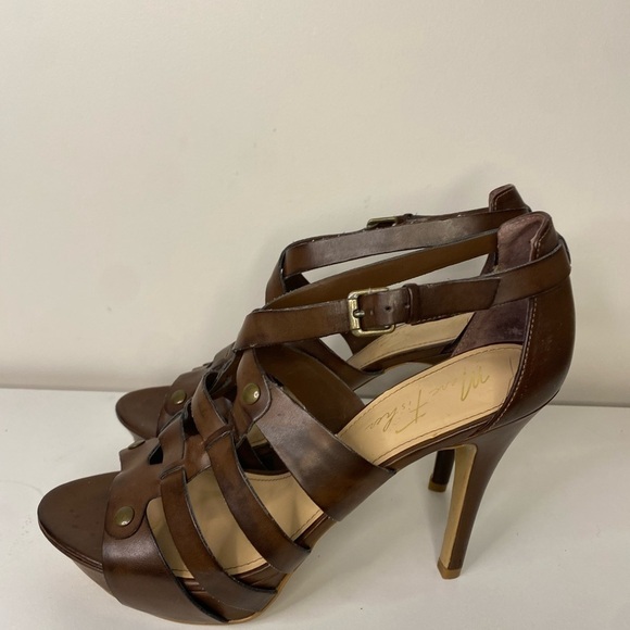 Marc Fisher Brown Strappy Open Toe Stilleto Heels Size 8 Vacation - Picture 7 of 12
